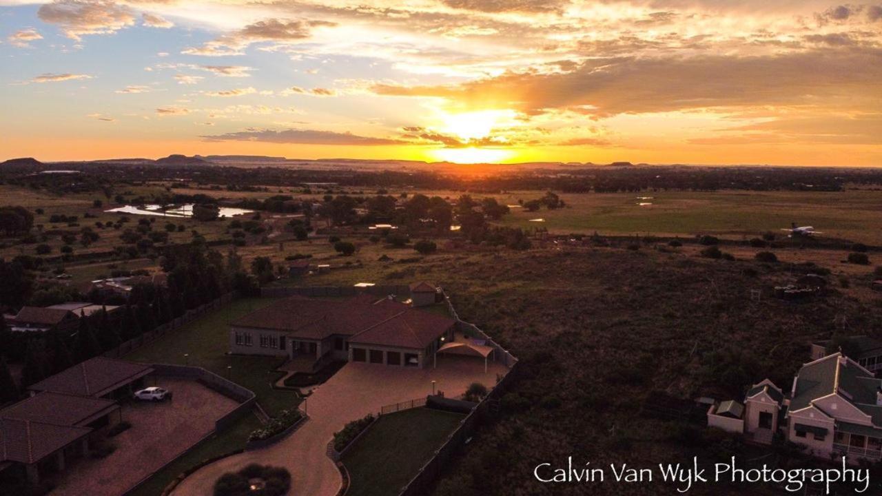 Suikerbossie Guesthouse Bloemfontein Zewnętrze zdjęcie